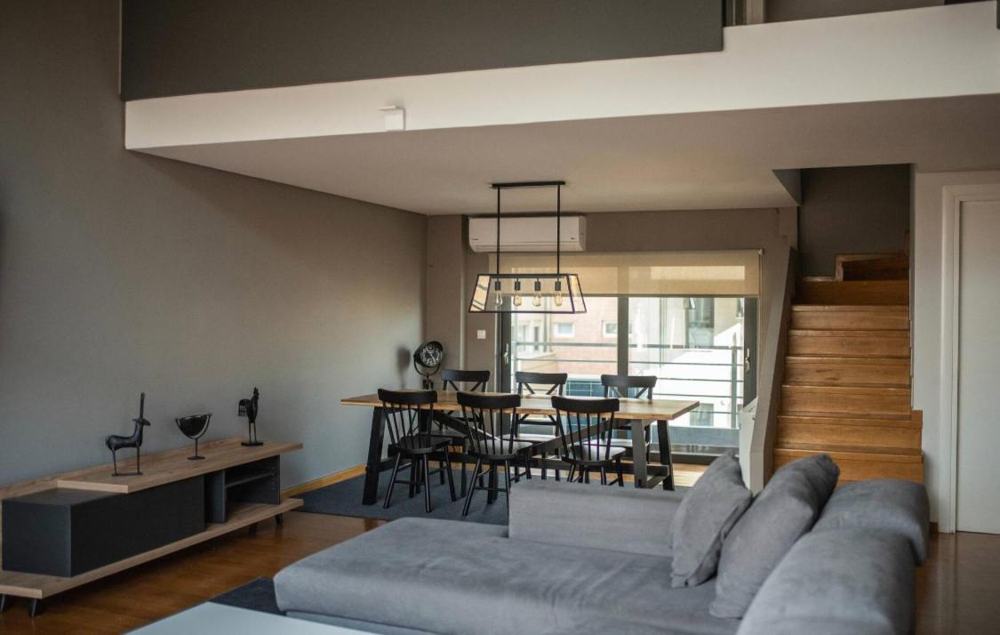 דירות אתונה Minimal Brand New Loft Next To Subway מראה חיצוני תמונה